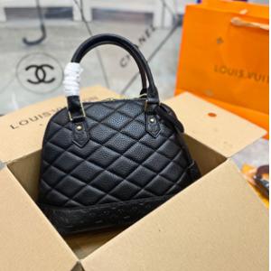 万能　ルイヴィトン　モノグラム シャンティーGM 印象にショルダーバッグ_ルイ ヴィトン LOUIS VUITTON_ブランド コピー 激安(日本最大級)