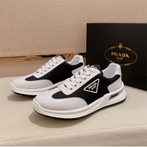 旬のアイテム PRADA 偽物ｎ級品フラットシューズ稀少*入...