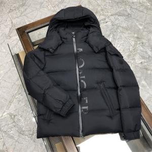 保温性に優れるMONCLER フード付きのモンクレール ダウ...