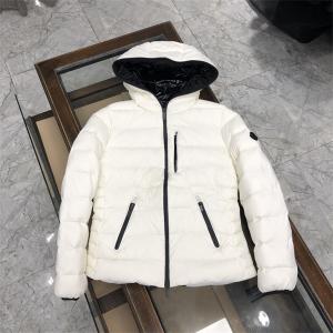 好感度の高い人気販売 冬の定番スタイル ダウンジャケット メンズ MONCLER モンクレール 冬季超人気_モンクレール MONCLER_ブランド コピー 激安(日本最大級)