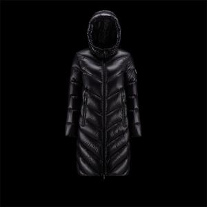 保温性もアップ　モンクレール　MONCLER　ダウンジャケッ...