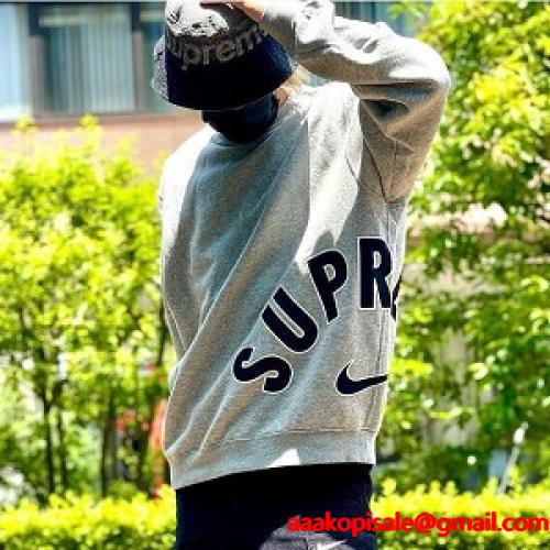 Supreme Nike Arc Crewneck