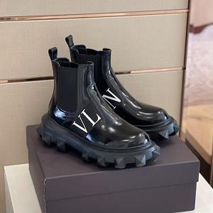 秋冬最新のトレンド 真冬には大注目 ヴァレンティノ　ブーツ VALENTINO ブーツ　ヴァレンティノ VALENTINO_ブランド コピー 激安(日本最大級)