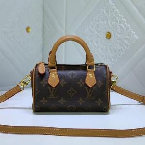 新作　ルイヴィトン　モンソーBB　超綺麗　ハンド、ショルダーバッグ　パテントレザー　ローズヴェルール_ルイ ヴィトン LOUIS VUITTON_ブランド コピー 激安(日本最大級)