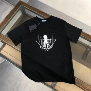 人気が爆発 春夏新作 PRADA プラダ ユニセックス 半袖Tシャツ 2色可選_プラダ レディース半袖Tシャツ_半袖Tシャツ メンズ_スーパーコピーブランド激安通販 専門店  