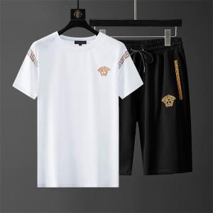 今年も量産最新トレンドファッション新着 ヴェルサーチ VERSACE 上下セット_ヴェルサーチ VERSACE_ブランド コピー 激安(日本最大級)