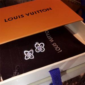 ルイ ヴィトン LOUIS VUITTON ピアス 春夏新作 重宝するアイテム_ルイ ヴィトン LOUIS VUITTON_ブランド コピー 激安(日本最大級)