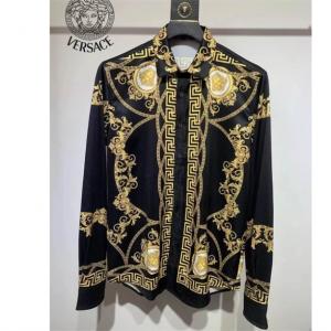 おしゃれな着こなし ヴェルサーチ VERSACE シャツ  ...