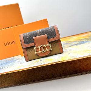 美品　ルイヴィトン コインケース 機能性も抜群　財布 ヴェルニ ジッピーコインパース_ルイ ヴィトン LOUIS VUITTON_ブランド コピー 激安(日本最大級)