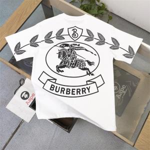 最先端のスタイル　バーバリー人気　 BURBERRY　半袖T...