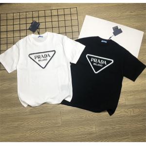 2色可選 プラダ PRADA 半袖Tシャツ 春夏新作 圧倒的...