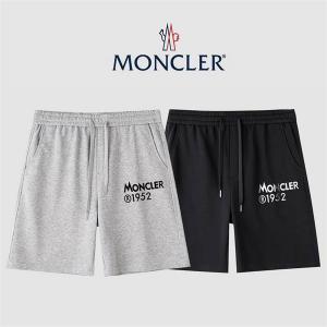 モンクレール上品な爽やかコーデに MONCLER ハーフパン...