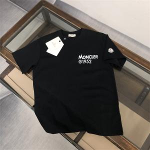 2色可選春夏のトレンドアイテム ドレスアップ効果も抜群 モンクレール MONCLER Tシャツ/ティーシャツ_半袖Tシャツ_メンズファッション_スーパーコピーブランド激安通販 専門店