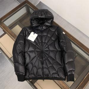 高レベルの保温性赤字超特価大人気 MONCLER モンクレー...