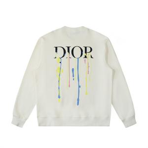 この秋トレンドに合わせる着こなし ディオール トレーナコピーDIOR おしゃれなスタイリングが簡単に叶えるブランド コピー 激安(日本最大級)