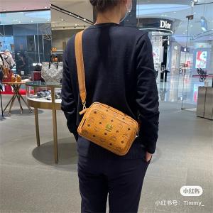 大人の色気があるエムシーエム ショルダーバッグコピー MCM...