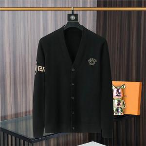 個性派　VERSACE◎ヴェルサーチ カーディガンスーパーコピーメンズ　ブルゾン 総柄 ジャケット