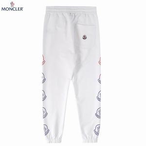 モンクレール遊び心たっぷり秋冬コーデ MONCLER 一気にトレンド感が出す ジャージ 秋冬ファッションをおしゃれに着こなし__ブランド コピー 激安(日本最大級)