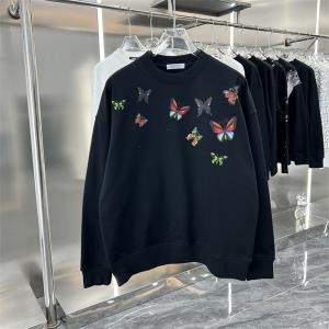 寒い季節の王道アイテム 秋冬におすすめ着こなし ヴァレンティノ トレーナコピーVALENTINO  _ブランド コピー 激安(日本最大級)