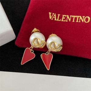 ヴァレンティノピアスコピーVALENTINOアクセサリー激安 高級感がアップ 魅力的な 秋の定番ブランド コピー 激安(日本最大級)