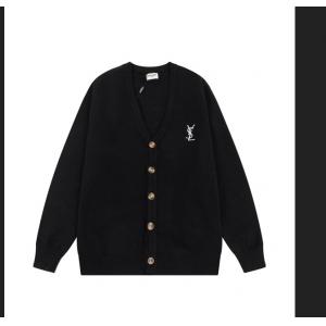 秋めいたコーデに仕上げるサンローランカーディガンコピーSaint Laurent Paris　 簡単に秋冬の季節感をアップ__ブランド コピー 激安(日本最大級)