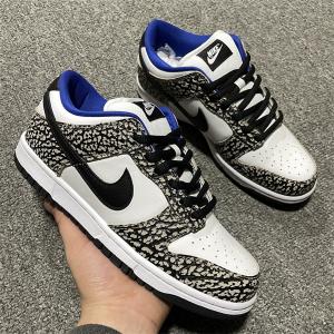 Supreme × NK Dunk Low  スニーカー 秋...