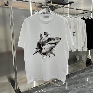 存在感抜群GIVENCHY ジバンシー コピー　涼し気な見た目のＴシャツ_ジバンシィ GIVENCHY_ブランド コピー 激安(日本最大級)