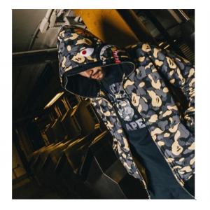 A BATHING APE アベイシングエイプジップアップコ...