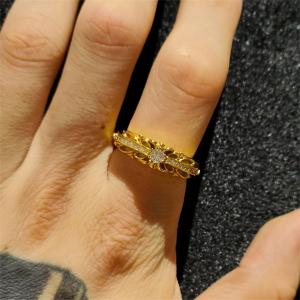 品質保証定番人気なクロムハーツ 指輪コピーゴールド色 CHROME HEARTSブランド コピー 激安(日本最大級)