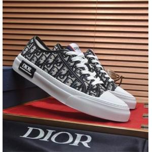 DIOR ディオールスニーカーコピー人気ブランド新作アイテム...