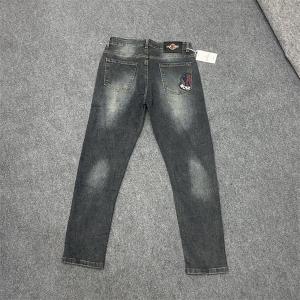 今年らしい着こなし モンクレール春夏トップス最新情報をチェッ...