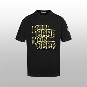 おしゃれをもっと楽しめる モンクレール 今年の春夏のトレンドも意識 MONCLER 春めいたコーデに仕上げる メンズ Ｔシャツ_モンクレール MONCLER_ブランド コピー 激安(日本最大級)半袖
