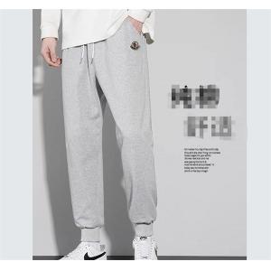 こなれ感のあるコーデに モンクレールす MONCLER コー...