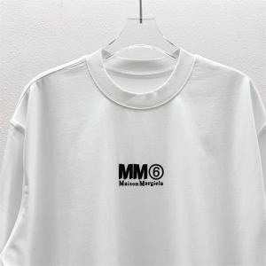 お買い得メゾン マルジェラコピー MM6 Maison Margielaホワイト半袖Tシャツ シンプルロゴプリント クルーネック 
