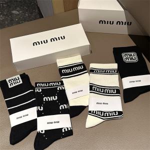 MIUMIU新作ミュウミュウ 靴下コピー  オシャレ通気性抜群５点セット
