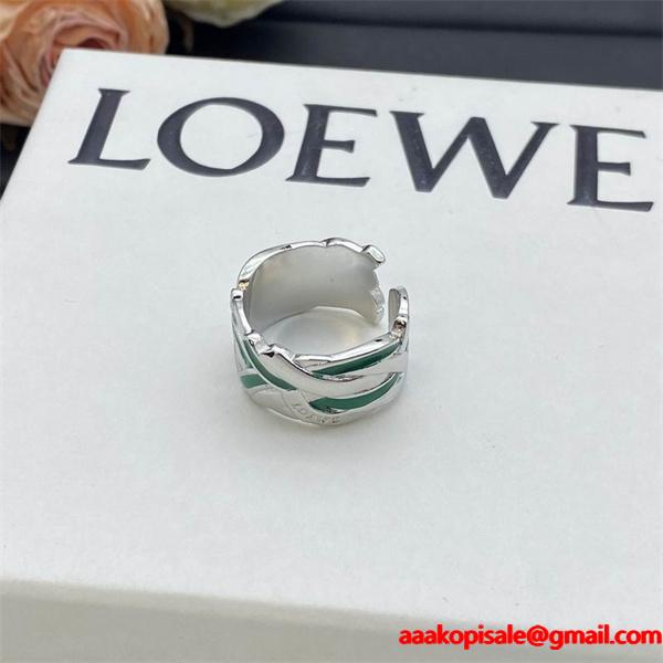 グリーンエナメルが輝く LOEWE ロエベ 偽物 ブレスレット＆リング セット 高級感漂う人気モデル