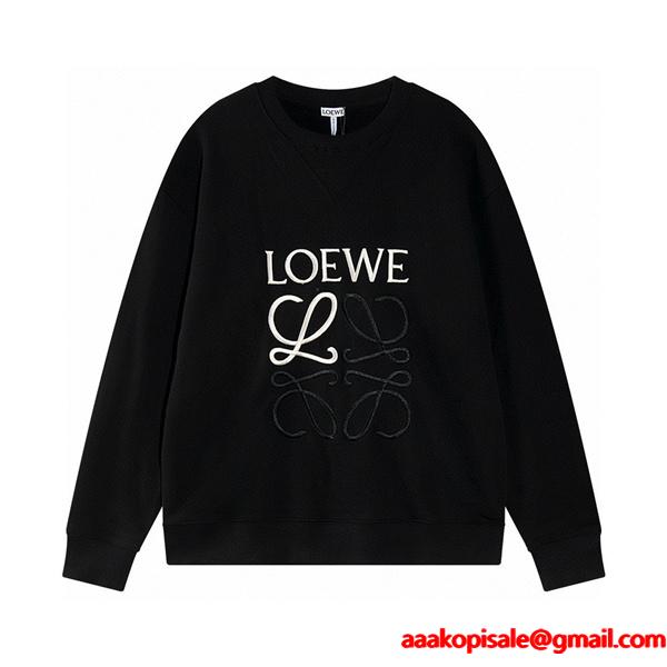 ロエベ LOEWE スーパーコピー パーカー ブラックロゴ刺繍デザイン 上品カジュアルスタイル