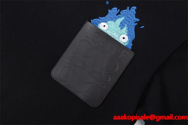 LOEWE スーパーコピー パーカー ロエベ 秋冬カラー ポケットキャラクター刺繍 キュートで上質な一枚