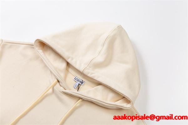 LOEWE コピー パーカー ロエベ ブラックポケットデザイン 秋冬の上品な防寒トップス