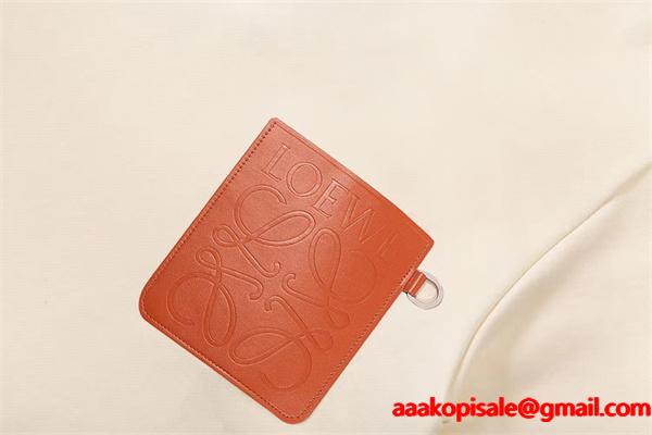 LOEWE コピー パーカー ロエベ ブラックポケットデザイン 秋冬の上品な防寒トップス