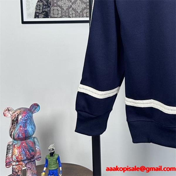 LOEWE スーパーコピー スウェット ロエベ ブラックライン入り モダンでスポーティなデザイン