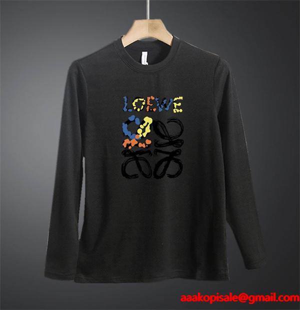 ロエベ LOEWE スーパーコピー カラフルロゴ 長袖Tシャツ 秋冬に映える個性派アイテム