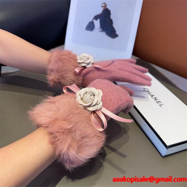 Chanel シャネル コピー 激安 レディース グローブ ファー付き カメリア リボン ウール素材 秋冬 新作 ピンク 高品質