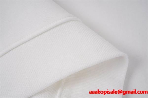 CELINE セリーヌ コピー 2025秋冬新作 ブラック＆ホワイト ベーシックロゴ スウェット トレーナー