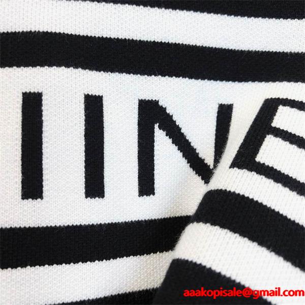 CELINE セリーヌ 偽物 2025秋冬 ブラック×ホワイト ボーダーロゴ ニット セーター 人気急上昇アイテム