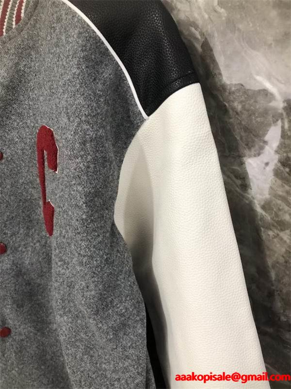 セリーヌ CELINE 偽物 グリーン ホワイト 配色が美しい 2025秋冬新作 トリオンフ刺繍 ジャケット