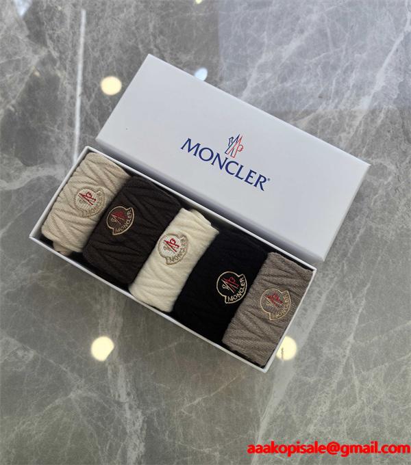 2025秋冬人気品モンクレール靴下コピーMonclerの優しい肌触りが良いセレブ愛用の防寒ブランド コピー 激安(日本最大級)