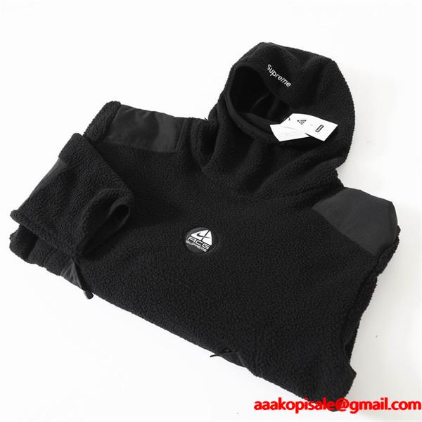 落ち着いた秋冬の雰囲気に演出  Supreme ジャケットコピー2025新作しっかり暖かな感じ ブランド コピー 激安(日本最大級)