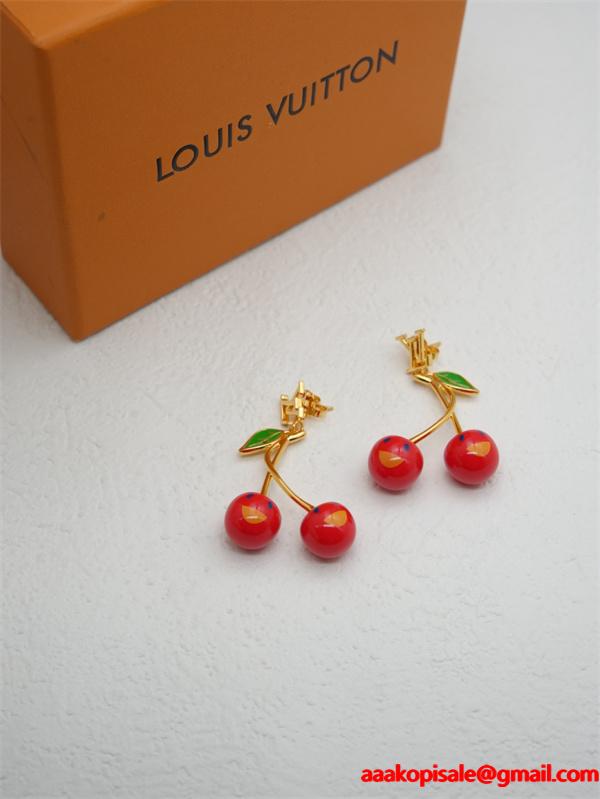 2025秋冬におすすめ着こなし ピアス ルイ ヴィトン 簡単にコーデをおしゃれに演出 LOUIS VUITTON 普段使いもオフィスもOKブランド コピー 激安(日本最大級)