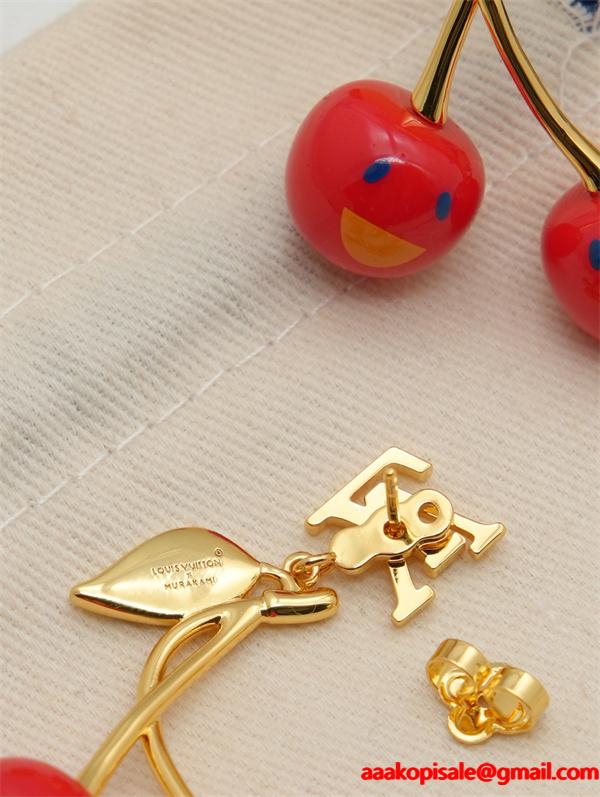 2025秋冬におすすめ着こなし ピアス ルイ ヴィトン 簡単にコーデをおしゃれに演出 LOUIS VUITTON 普段使いもオフィスもOKブランド コピー 激安(日本最大級)